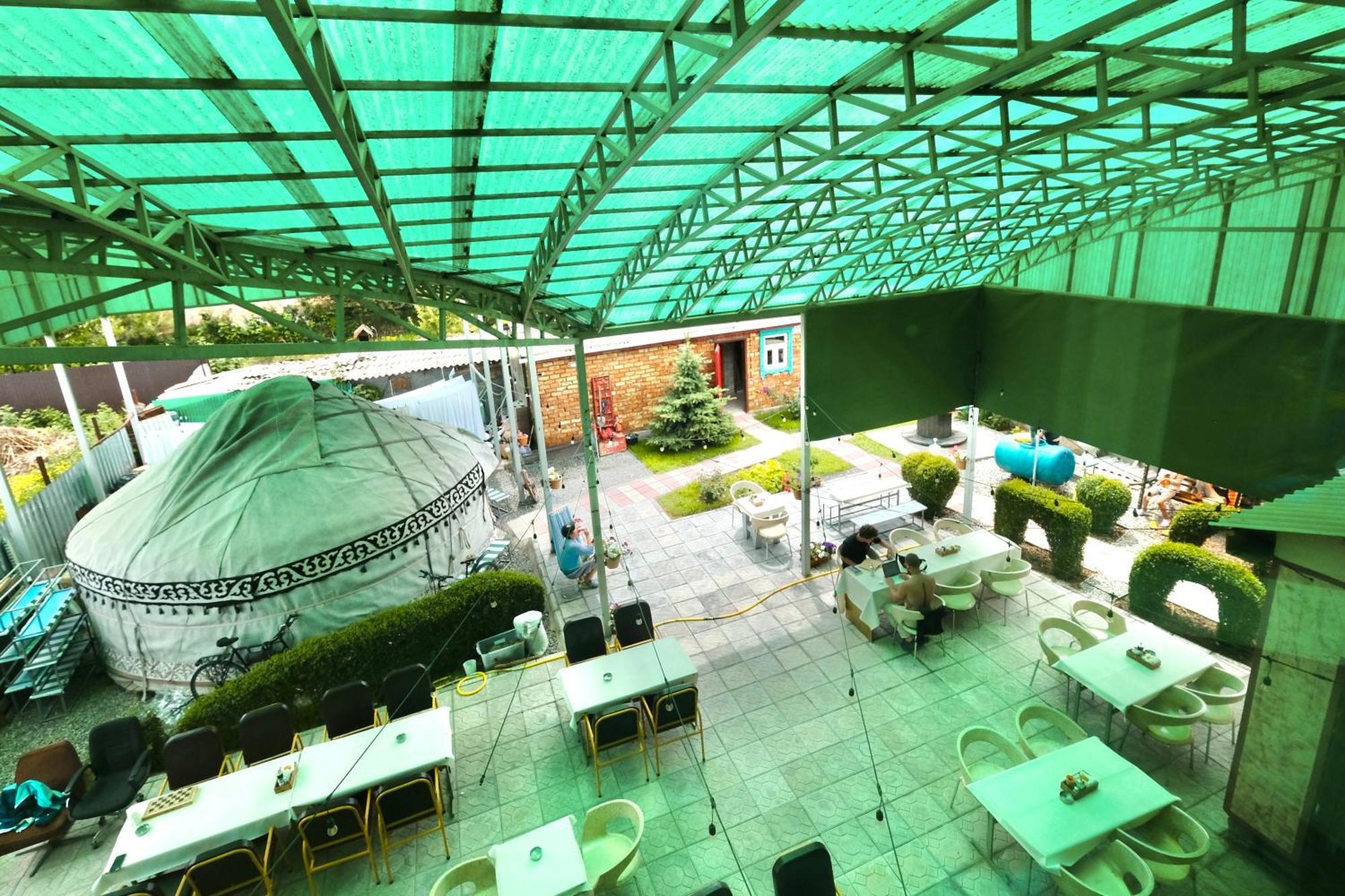 Duet Hostel & Hotel Karakol Exterior photo